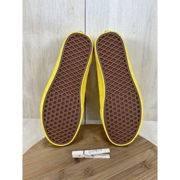 NEW Vans Old Skool V Haribo Gummy Bear Checker Athletic Shoes Unisex M 7.5 W 9 - Picture 8 of 8